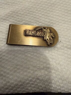 Vintage Marlboro money clip